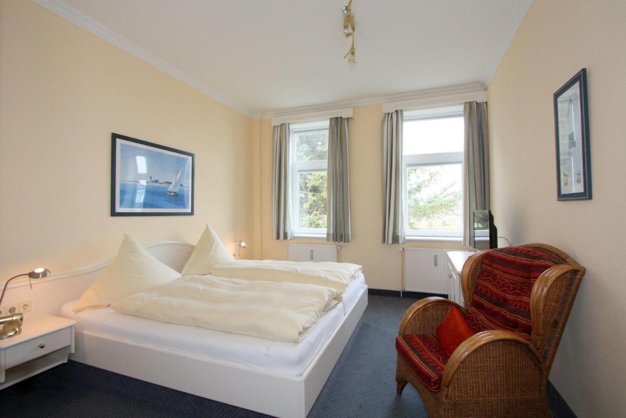 Haus Decker, App 2 Apartment Wenningstedt-Braderup Luaran gambar